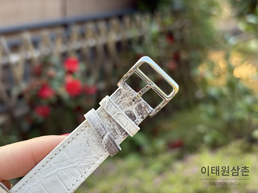 에르메스 H 시리즈 쿼츠 화이트 다이얼 화이트 가죽 스트랩 실버 베젤