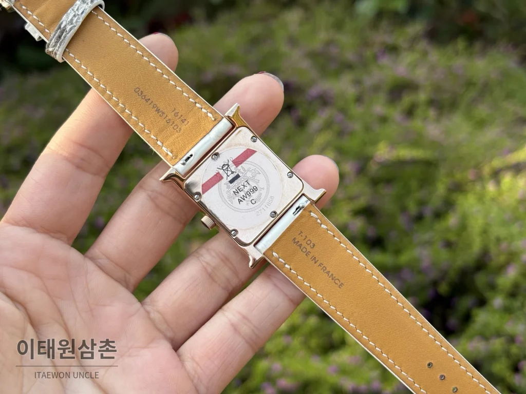 에르메스 H 시리즈 쿼츠 자개 다이얼 화이트 가죽 스트랩 로즈골드 베젤 (2)
