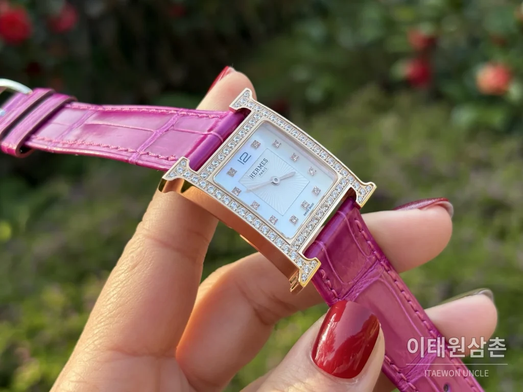 에르메스 H 시리즈 쿼츠 자개 다이얼 핑크 가죽 스트랩 로즈골드 베젤