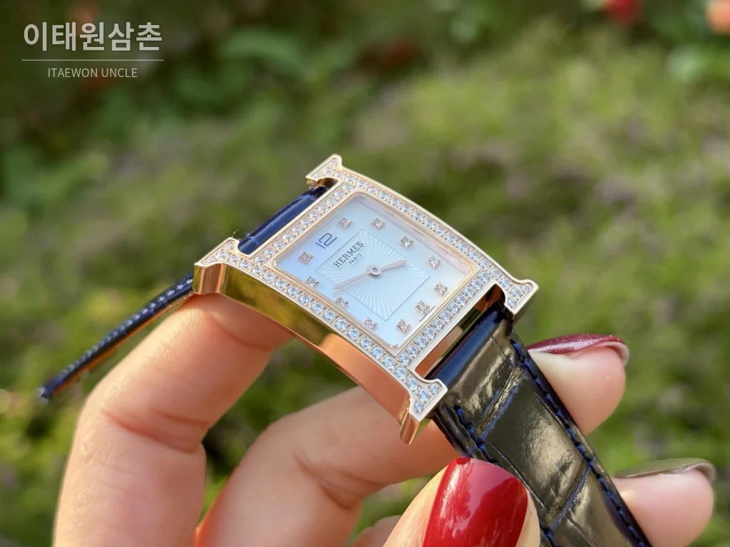 에르메스 H 시리즈 쿼츠 자개 다이얼 블랙 가죽 스트랩 로즈골드 베젤 (2)