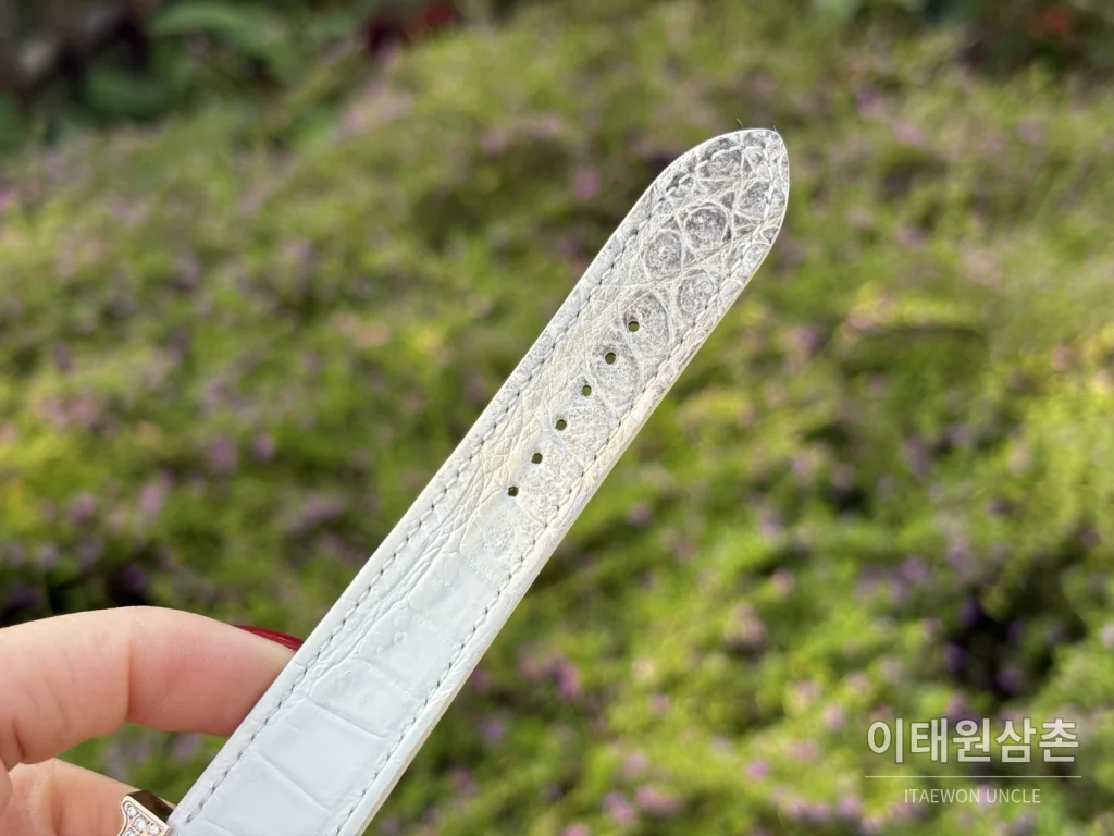 에르메스 H 시리즈 쿼츠 자개 다이얼 화이트 가죽 스트랩 로즈골드 베젤