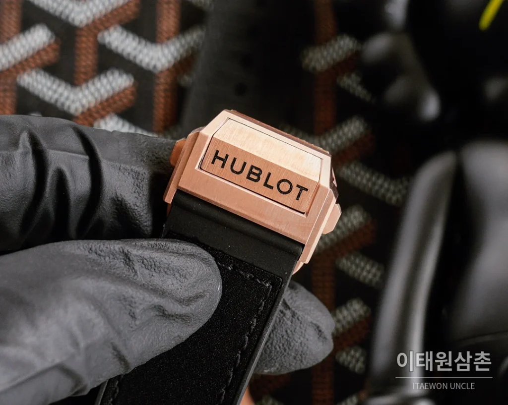 위블로 빅뱅 오토매틱 45mm 블랙 다이얼 블랙 러버 스트랩 로즈골드 베젤