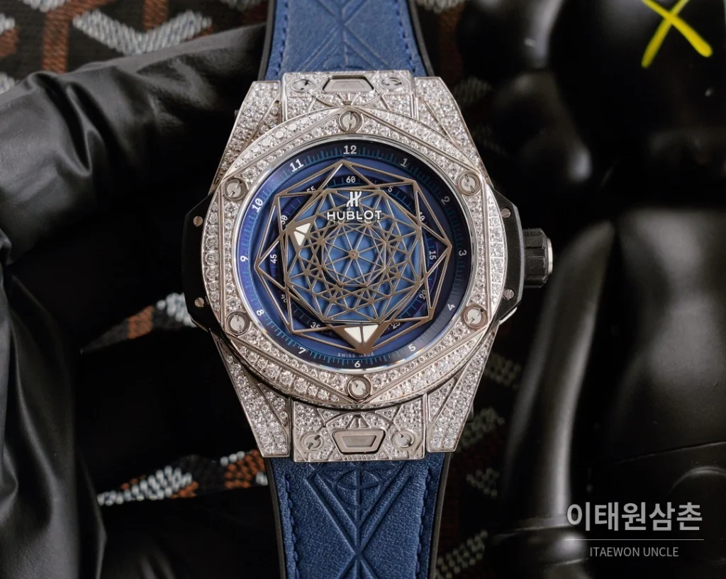 위블로 빅뱅 오토매틱 45mm 블랙 다이얼 블랙 러버 스트랩 로즈골드 베젤