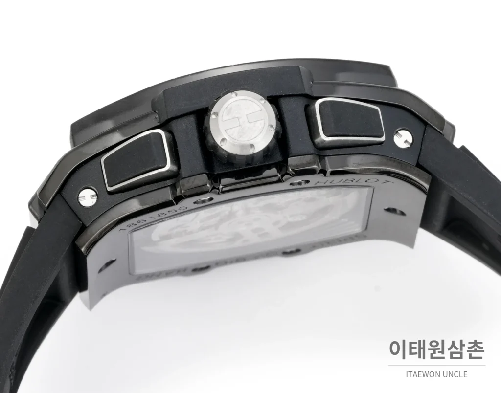 위블로 빅뱅 오토매틱 스켈레톤 다이얼 블랙 러버 스트랩