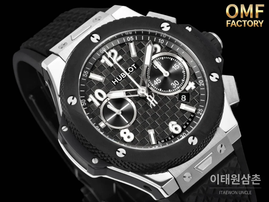 위블로 빅뱅 블랙 세라믹 크로노그래프 러버스트랩 오토매틱 43mm