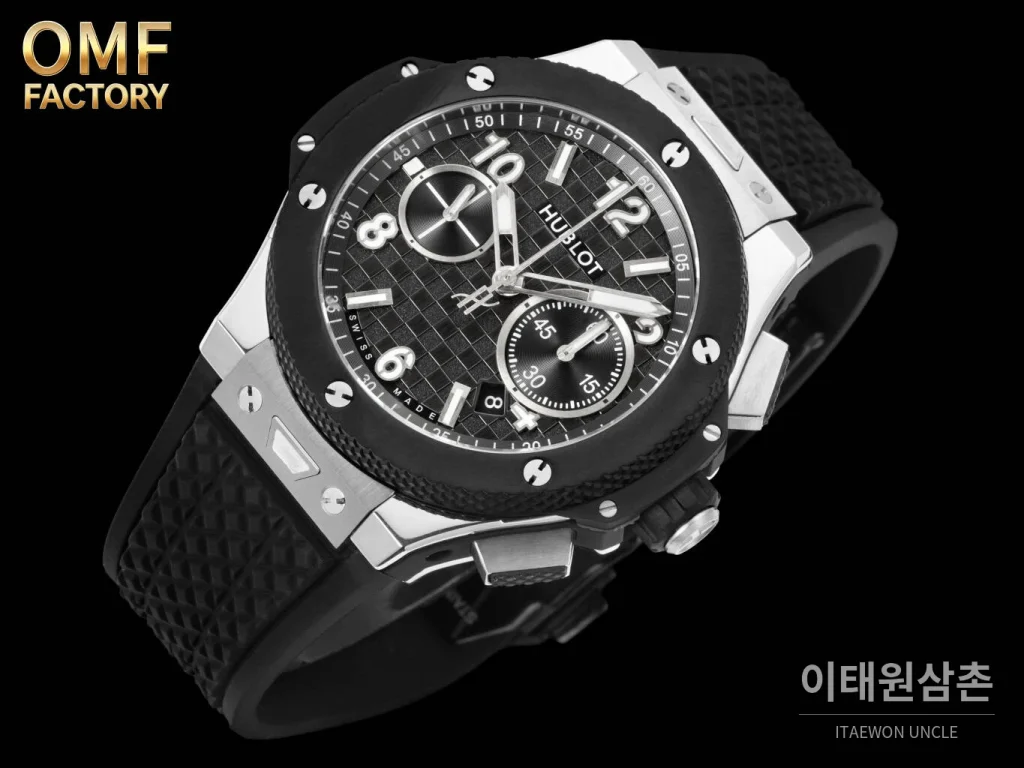 위블로 빅뱅 블랙 세라믹 크로노그래프 러버스트랩 오토매틱 43mm
