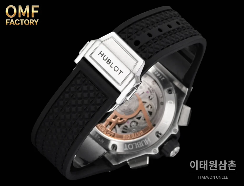 위블로 빅뱅 블랙 세라믹 크로노그래프 러버스트랩 오토매틱 43mm