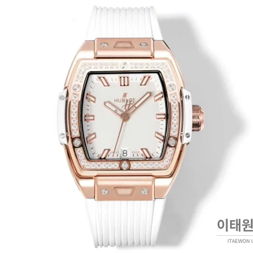 위블로 빅뱅 다이아몬드 스틸 스켈레톤 러버밴드 오토매틱 39mm 실버 / 블랙 (5) 위블로 빅뱅 다이아몬드 스틸 스켈레톤 러버밴드 오토매틱 39mm 실버 / 블랙 로즈골드 베젤 (2)