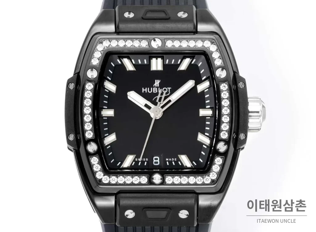 위블로 빅뱅 다이아몬드 스틸 스켈레톤 러버밴드 오토매틱 39mm 실버 / 블랙 블랙 베젤