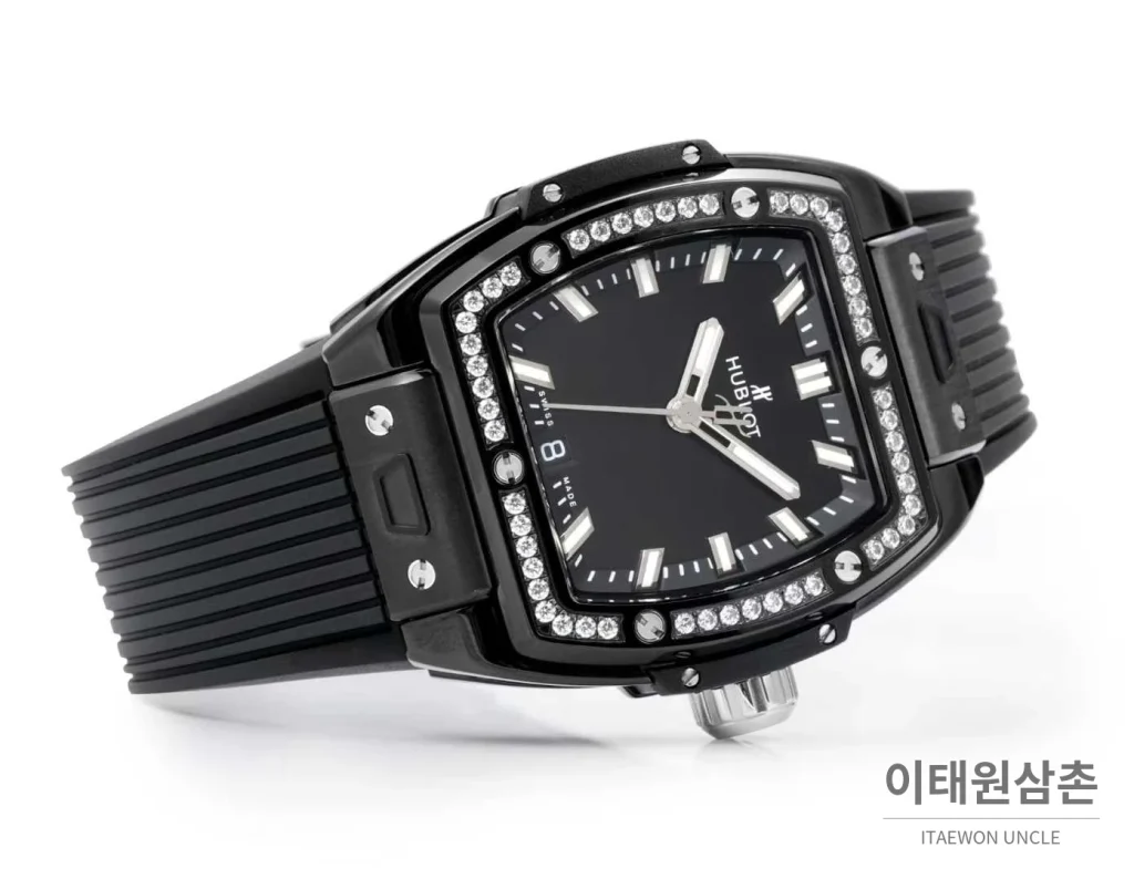 위블로 빅뱅 다이아몬드 스틸 스켈레톤 러버밴드 오토매틱 39mm 실버 / 블랙 블랙 베젤