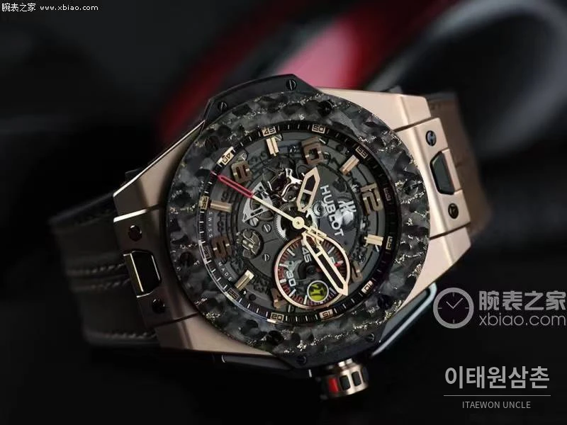 위블로 빅뱅 페라리 카본 티타늄 스켈레톤 크로노그래프 오토매틱 45mm 블랙 브라운 가죽 스트랩