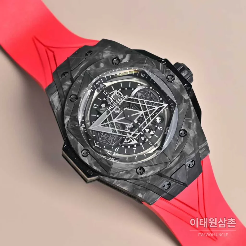 위블로 빅뱅 상블루II 카본파이버 스켈레톤 크로노그래프 오토매틱 45mm 블랙 레드 러버 스트랩