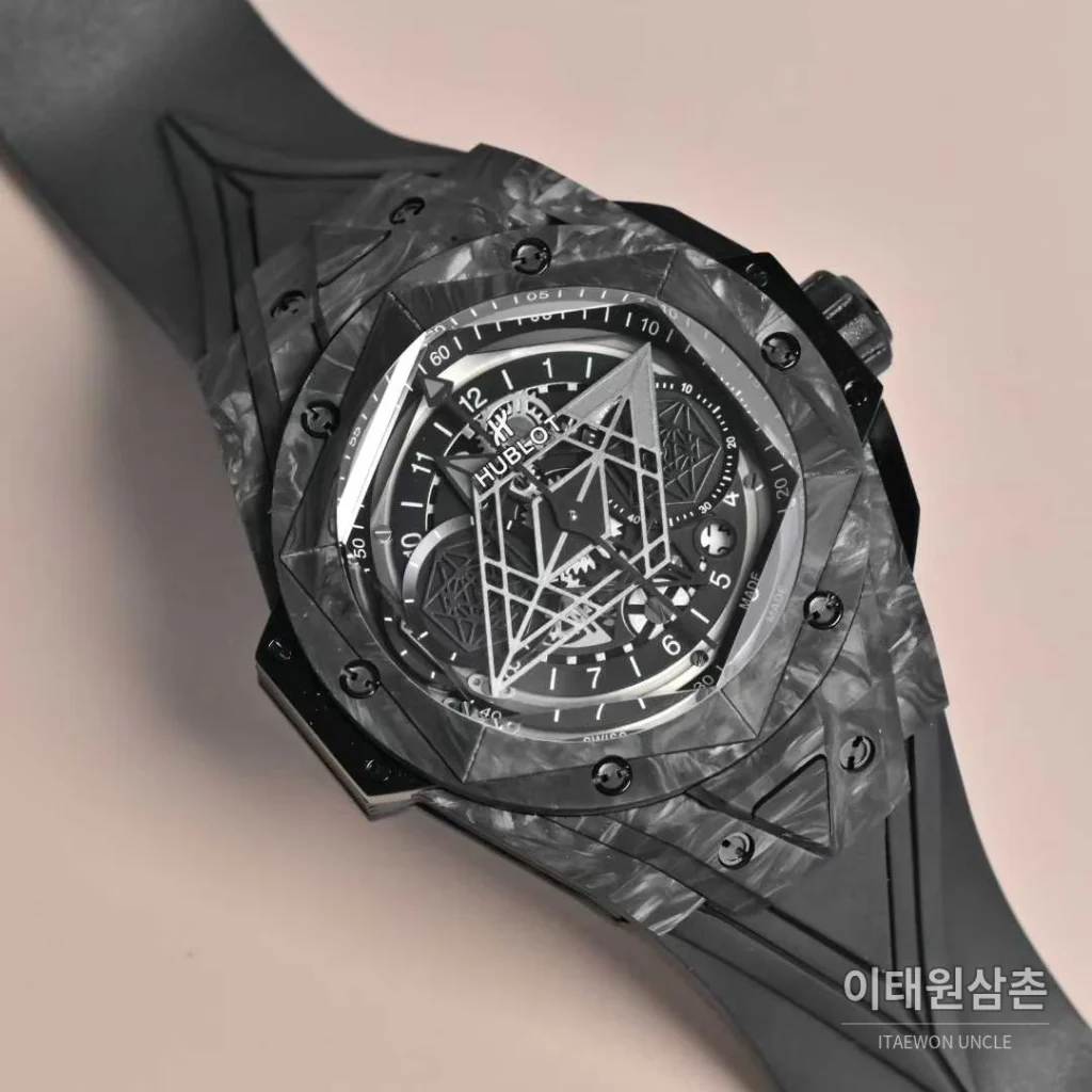 위블로 빅뱅 상블루II 카본파이버 스켈레톤 크로노그래프 오토매틱 45mm 블랙 블랙 러버 스트랩