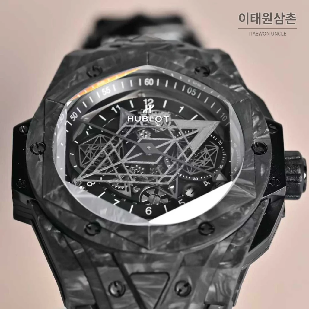 위블로 빅뱅 상블루II 카본파이버 스켈레톤 크로노그래프 오토매틱 45mm 블랙 블랙 러버 스트랩