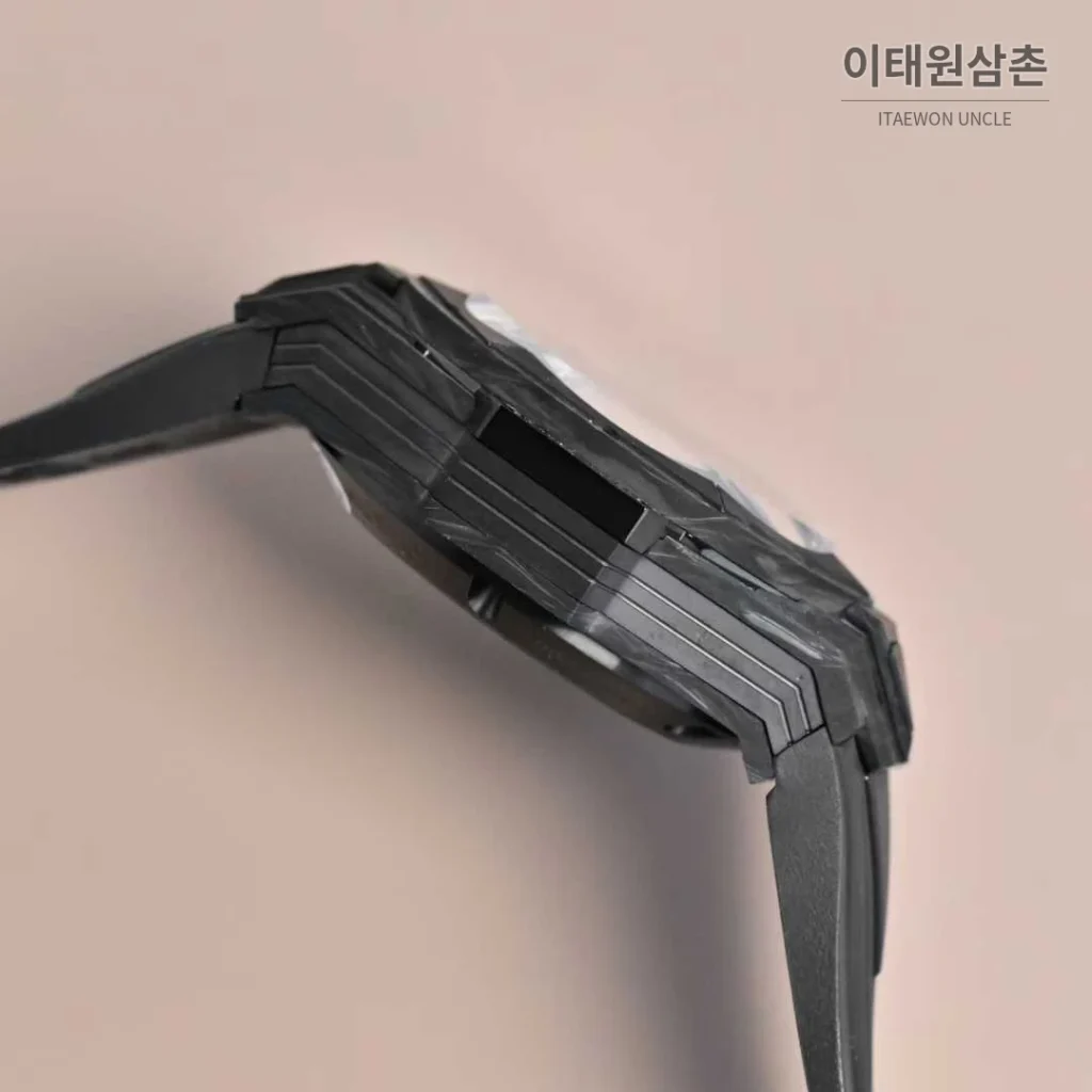 위블로 빅뱅 상블루II 카본파이버 스켈레톤 크로노그래프 오토매틱 45mm 블랙 블랙 러버 스트랩