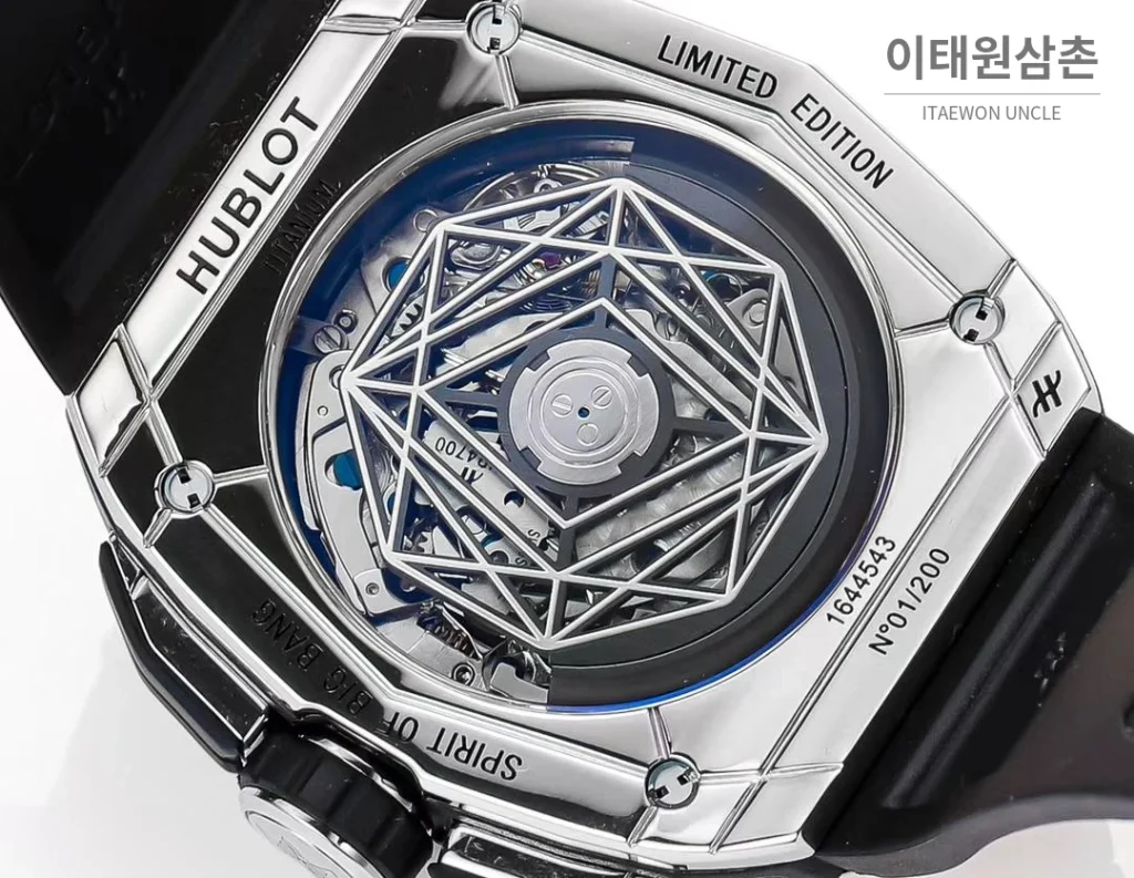 위블로 빅뱅 상블루 III 스켈레톤 기하학 크로노그래프 러버밴드 오토매틱 42mm 블랙