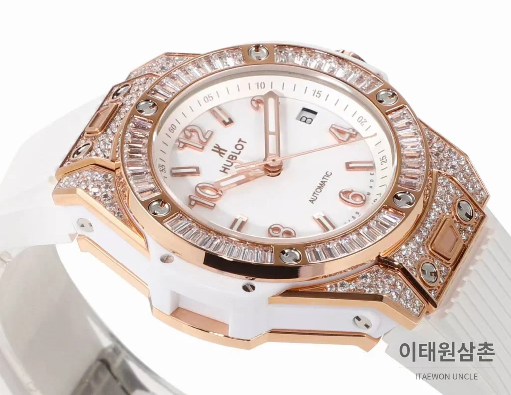 위블로 빅뱅 스틸 레인보우베젤 다이아세팅 오토매틱 39mm 멀티컬러 화이트 다이얼 화이트 러버 스트랩 (2)