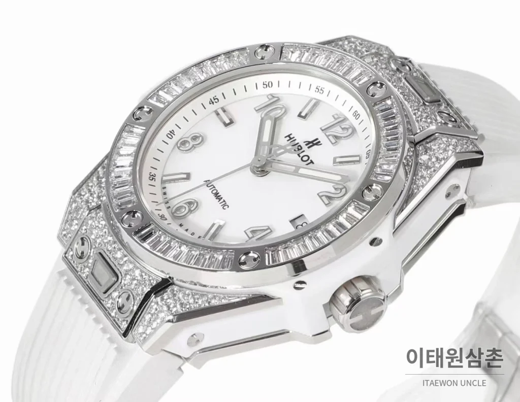위블로 빅뱅 스틸 레인보우베젤 다이아세팅 오토매틱 39mm 멀티컬러 화이트 다이얼 화이트 러버 스트랩 (3)