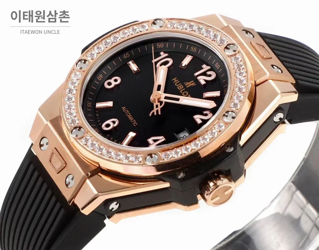위블로 빅뱅 스틸 레인보우베젤 다이아세팅 오토매틱 39mm 멀티컬러 블랙 다이얼 블랙 러버 스트랩 (3)