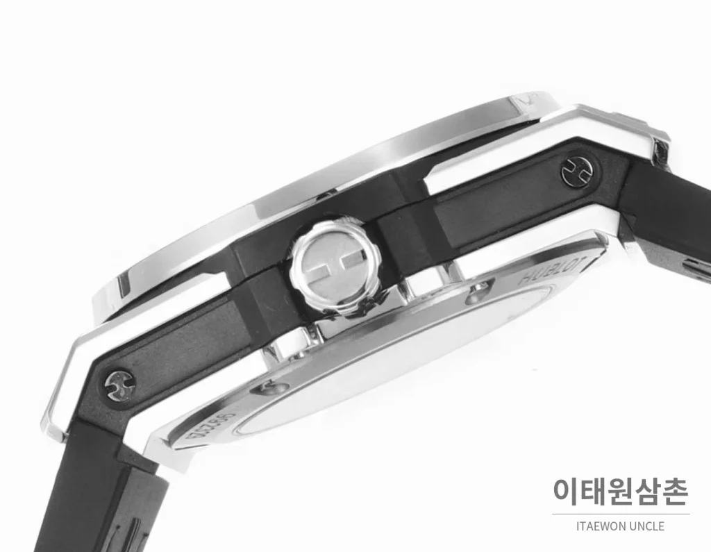 위블로 빅뱅 스틸 레인보우베젤 다이아세팅 오토매틱 39mm 멀티컬러 아이스블루 다이얼 블루 러버 스트랩