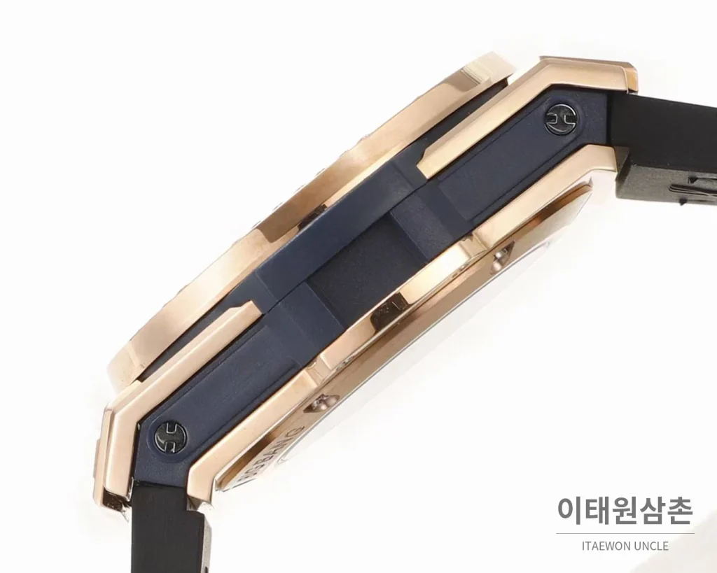 위블로 빅뱅 스틸 레인보우베젤 다이아세팅 오토매틱 39mm 멀티컬러 네이비 다이얼 네이비 가죽 스트랩