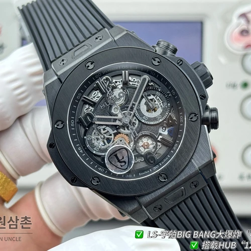 위블로 빅뱅 유니코 블랙베젤 운석질감 다이얼 러버밴드 크로노그래프 44mm 위블로 빅뱅 유니코 블랙베젤 운석질감 다이얼 러버밴드 크로노그래프 44mm