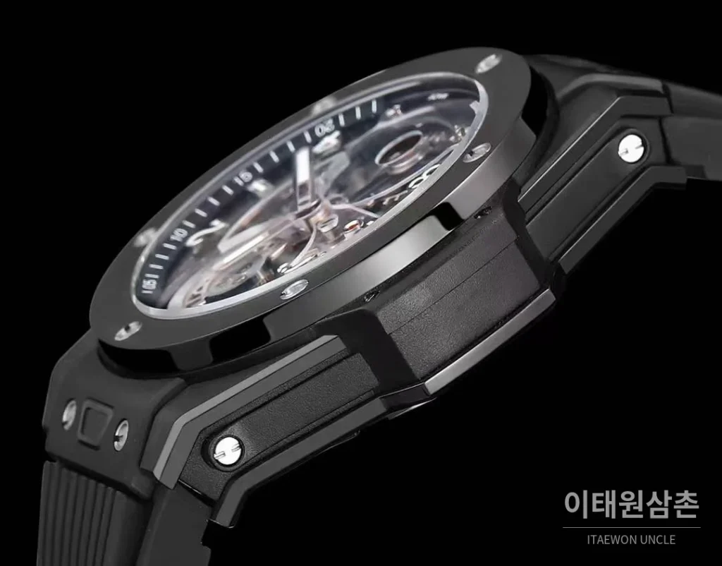 위블로 빅뱅 유니코 블랙세라믹 스켈레톤 투르비옹 수동 45mm (2)