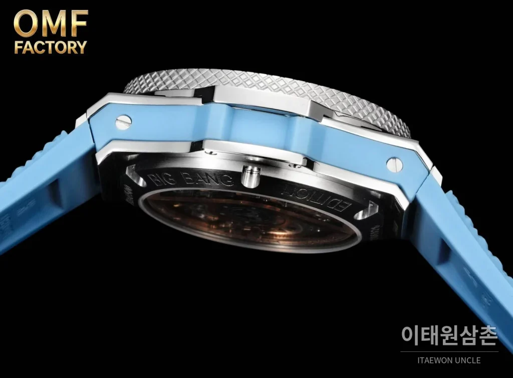 위블로 빅뱅 유니코 카본블루 크로노그래프 오토매틱 43mm