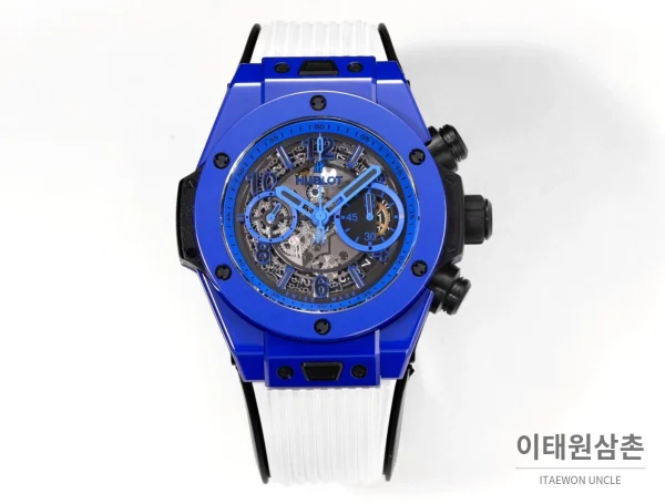 위블로 빅뱅 유니코 세라믹 컬러다이얼 크로노그래프 오토매틱 45mm 컬러 세라믹 화이트 러버 스트랩 블루 베젤