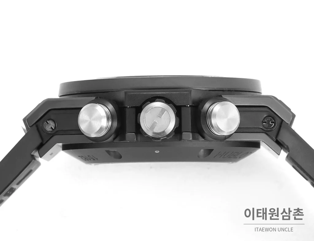 위블로 빅뱅 유니코 컬러세라믹 플라이백 크로노그래프 오토매틱 45mm 멀티 컬러 스켈레톤 다이얼 화이트 러버 스트랩 블랙 베젤