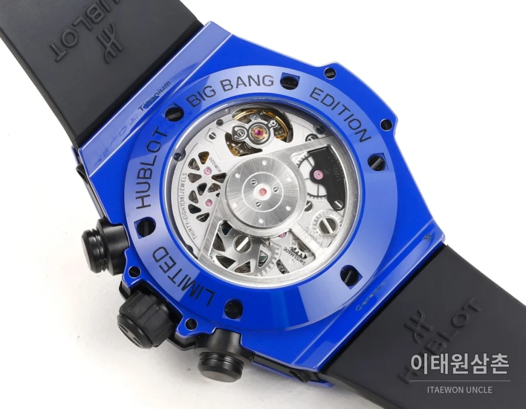 위블로 빅뱅 유니코 컬러세라믹 플라이백 크로노그래프 오토매틱 45mm 멀티 컬러 스켈레톤 다이얼 블랙 러버 스트랩 블루 베젤