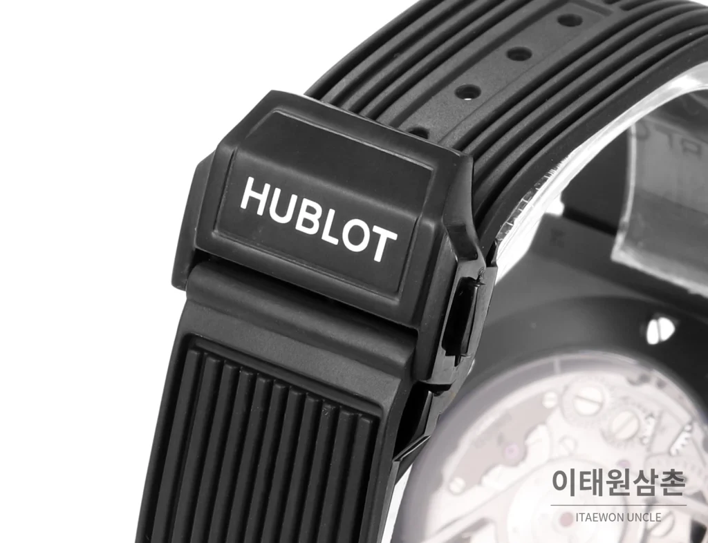 위블로 빅뱅 유니코 컬러세라믹 플라이백 크로노그래프 오토매틱 45mm 멀티 컬러 스켈레톤 다이얼 블랙 러버 스트랩 블랙 베젤