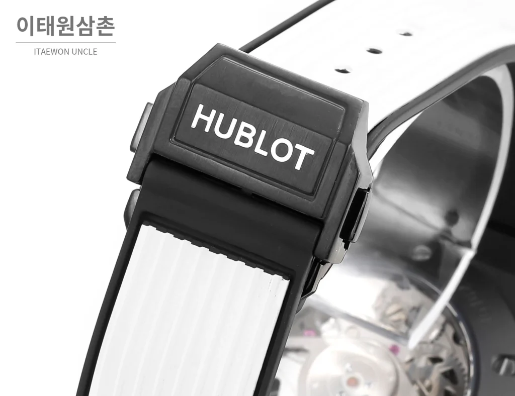 위블로 빅뱅 유니코 컬러세라믹 플라이백 크로노그래프 오토매틱 45mm 멀티 컬러 스켈레톤 다이얼 화이트 러버 스트랩 블랙 베젤