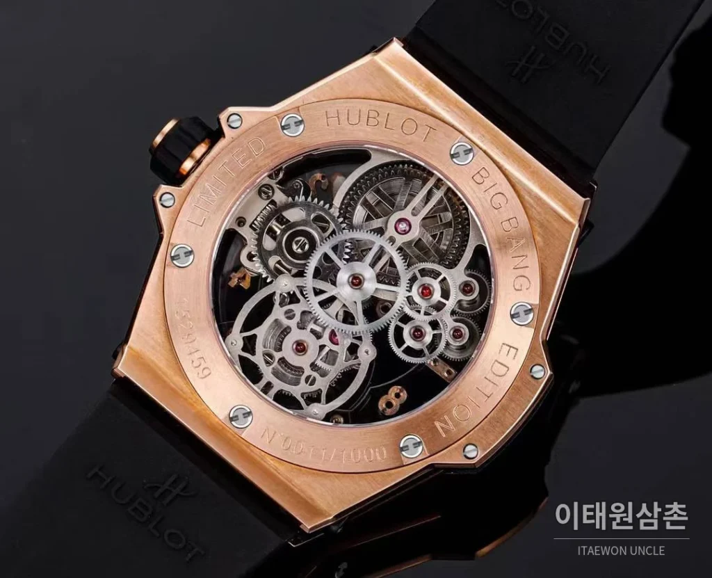 위블로 빅뱅 유니코 로즈골드 스켈레톤 투르비옹 수동 45mm 스켈레톤 다이얼 블랙 러버 스트랩 로즈골드 베젤