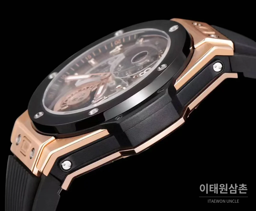 위블로 빅뱅 유니코 스켈레톤 투르비옹 수동 45mm 스켈레톤 다이얼 블랙 러버 스트랩 블랙 베젤 로즈골드 케이스