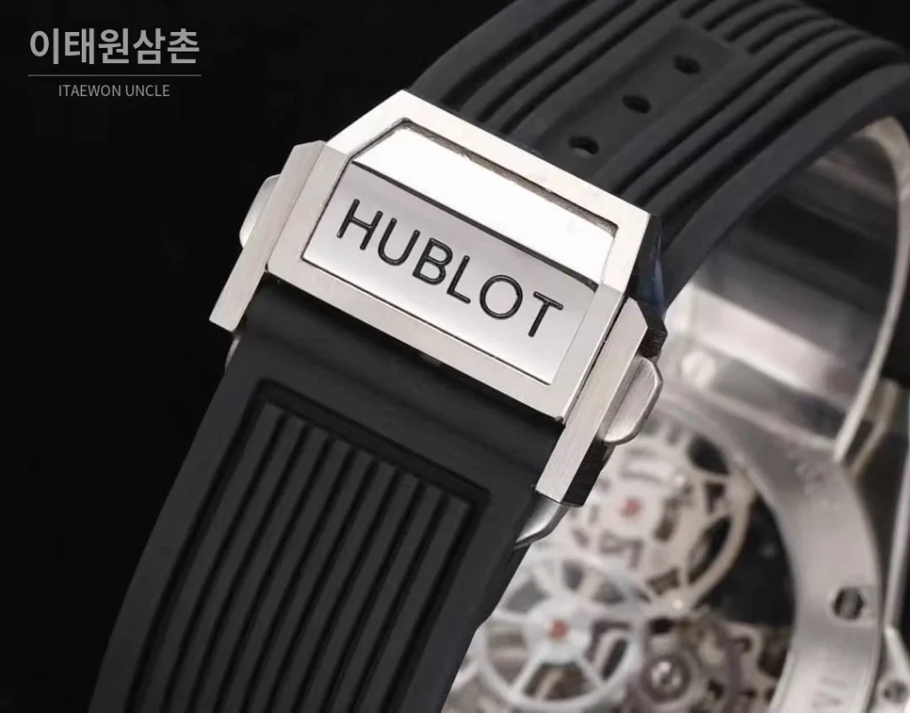 위블로 빅뱅 유니코 스켈레톤 투르비옹 수동 45mm 스켈레톤 다이얼 블랙 러버 스트랩 블랙 베젤