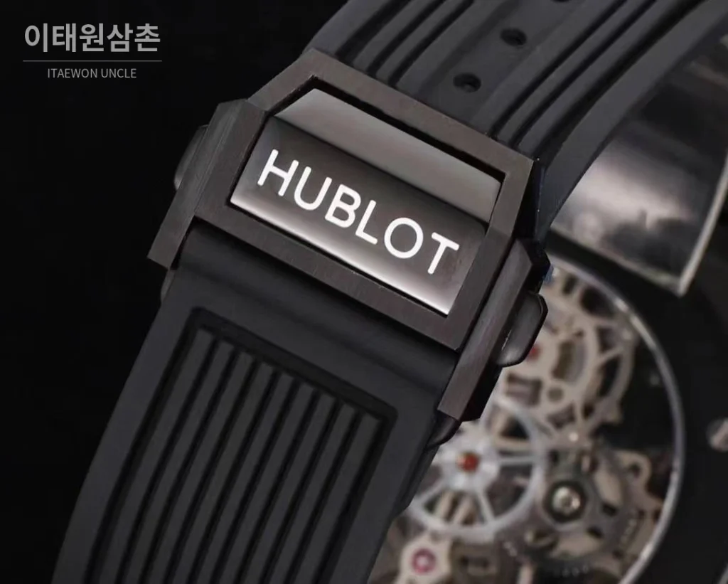 위블로 빅뱅 유니코 스켈레톤 투르비옹 수동 45mm 스켈레톤 다이얼 블랙 러버 스트랩 블랙 베젤 세라믹 케이스
