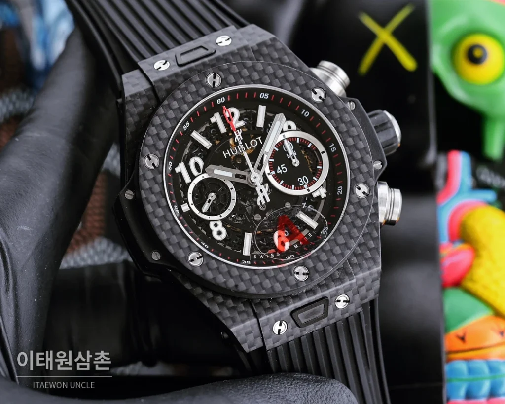 위블로 빅뱅 유니코 티타늄 세라믹 크로노그래프 45.5mm 411.NM.1170.RX 스켈레톤 다이얼 블랙 러버 스트랩 블랙 베젤 (2)