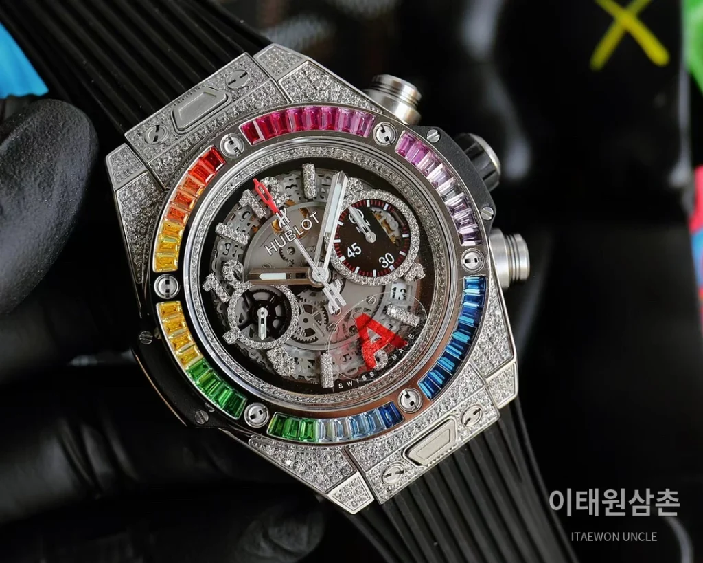 위블로 빅뱅 유니코 티타늄 세라믹 크로노그래프 45.5mm 411.NM.1170.RX 스켈레톤 다이얼 블랙 러버 스트랩 멀티컬러 베젤
