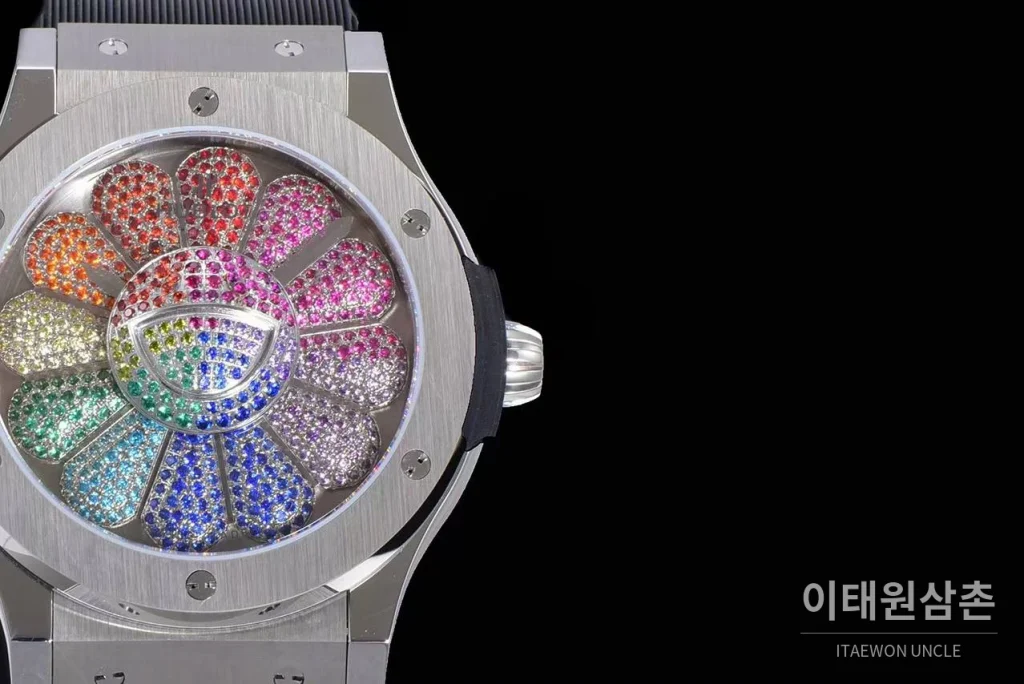 위블로 클래식 퓨전 무라카미 오토매틱 45mm 멀티컬러 다이얼 블랙 러버 스트랩