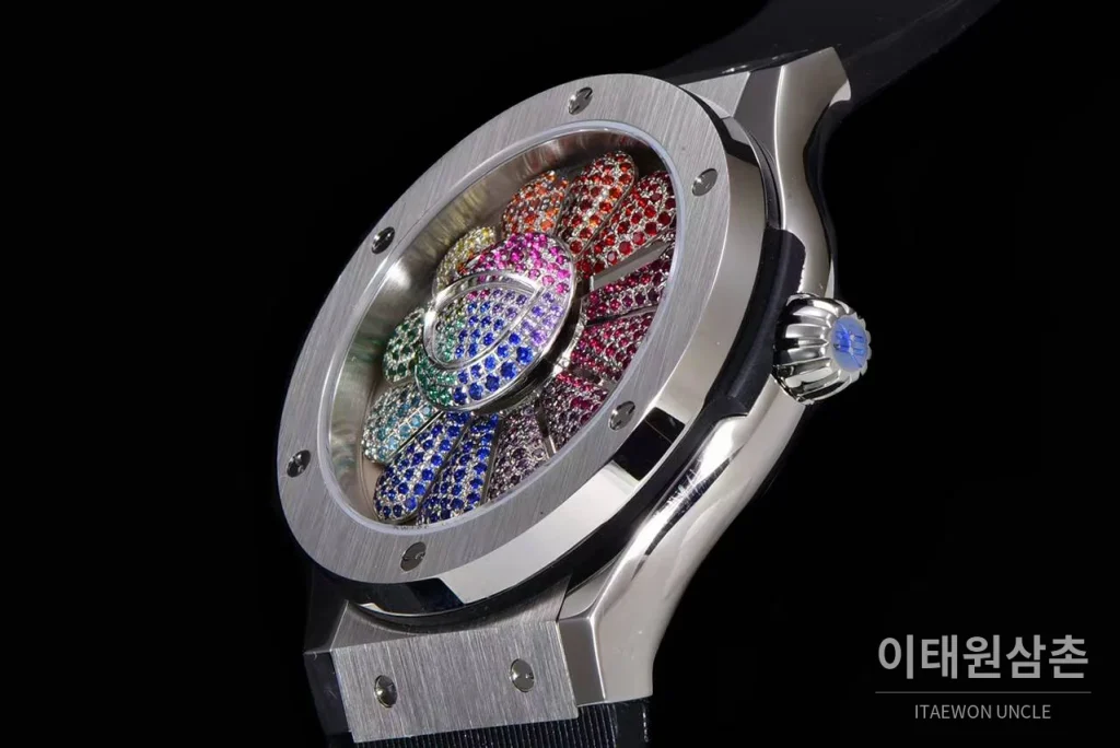 위블로 클래식 퓨전 무라카미 오토매틱 45mm 멀티컬러 다이얼 블랙 러버 스트랩