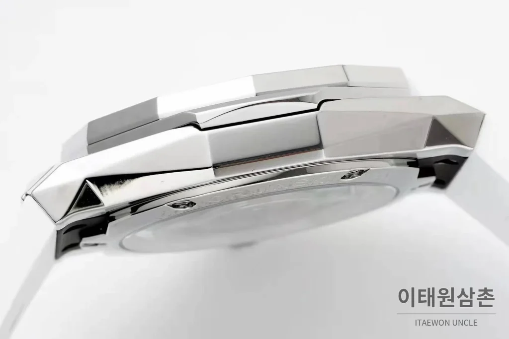 위블로 클래식 퓨전 오를린스키 스켈레톤 컷 다이얼 오토매틱 40mm 실버 / 블랙 화이트 러버 스트랩