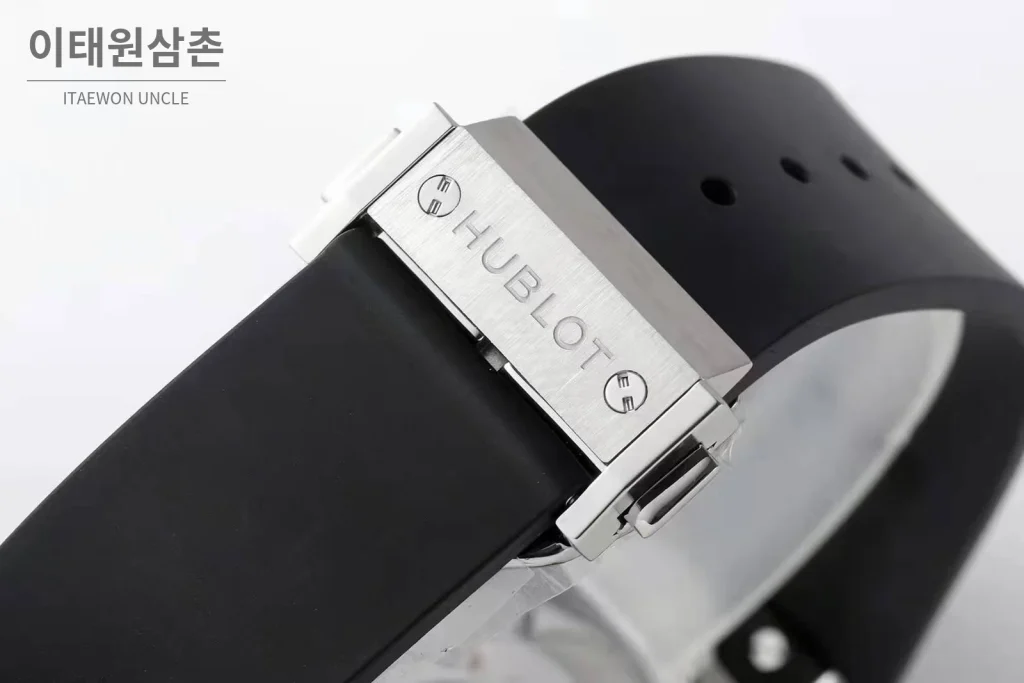 위블로 클래식 퓨전 오를린스키 스켈레톤 컷 다이얼 오토매틱 40mm 실버 / 블랙 블랙 러버 스트랩