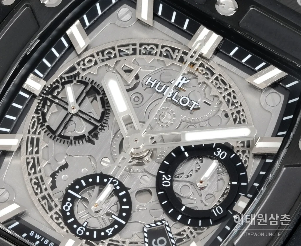 위블로 스피릿 오브 빅뱅 티타늄 스켈레톤 크로노그래프 오토매틱 42mm