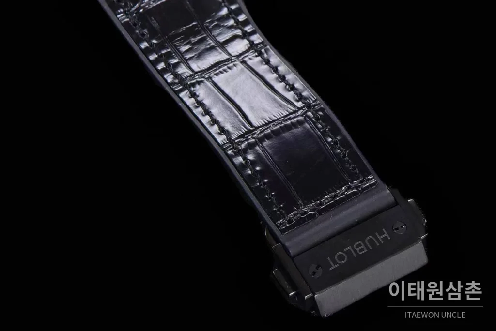 위블로 스피릿 오브 빅뱅 화이트 토노형 스켈레톤 크로노그래프 오토매틱 45mm 스켈레톤 다이얼 블랙 가죽 스트랩 블랙 베젤 (2)