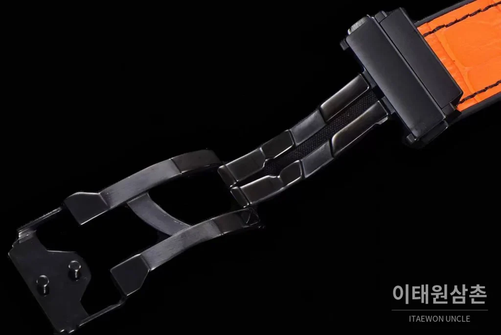 위블로 스피릿 오브 빅뱅 화이트 토노형 스켈레톤 크로노그래프 오토매틱 45mm 스켈레톤 다이얼 오렌지 가죽 스트랩 블랙 베젤