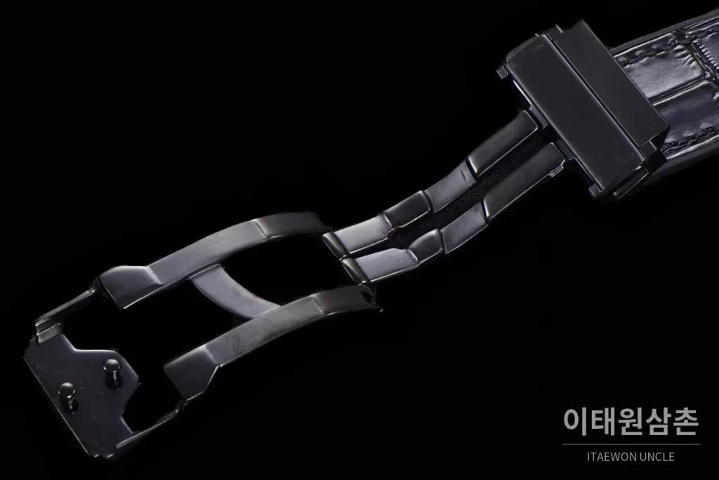 위블로 스피릿 오브 빅뱅 화이트 토노형 스켈레톤 크로노그래프 오토매틱 45mm 스켈레톤 다이얼 블랙 가죽 스트랩 블랙 베젤 (3)