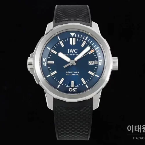 IWC 아쿠아타이머 쿠스토 스페셜 블루 다이얼 다이버 오토매틱 44mm