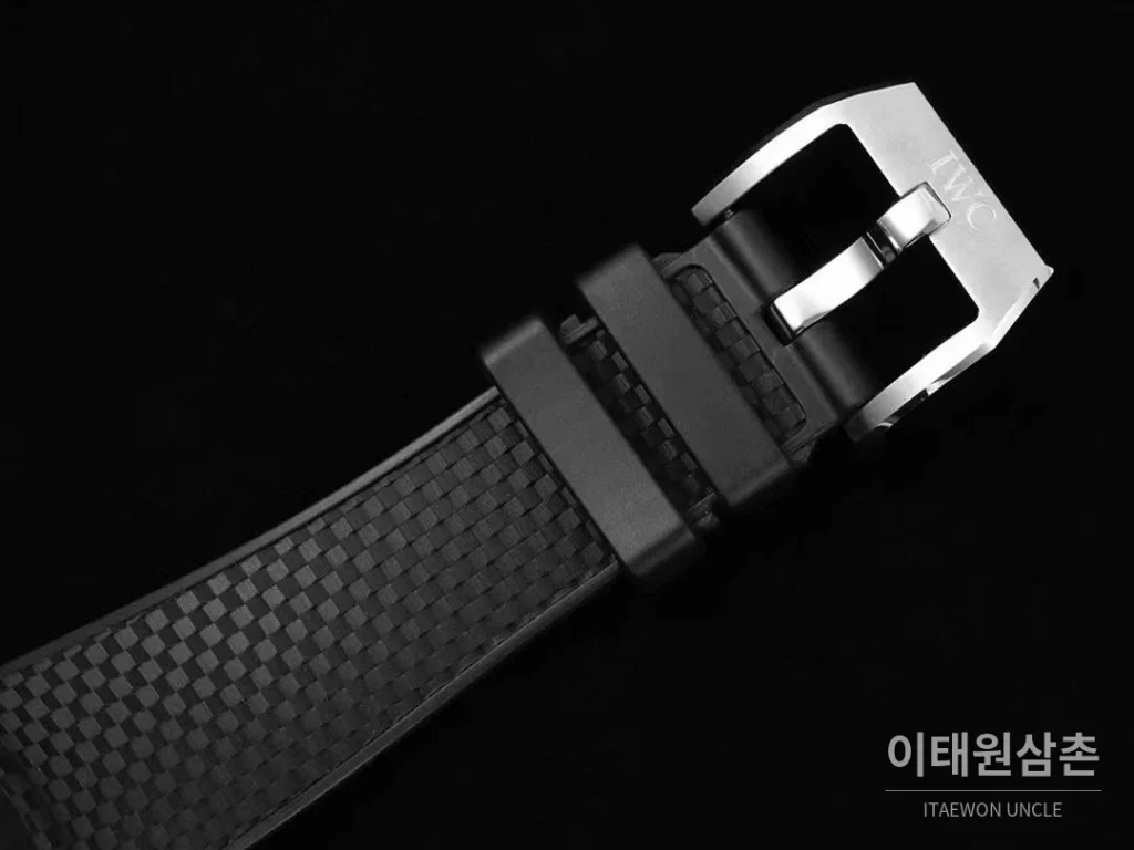IWC 아쿠아타이머 쿠스토 스페셜 블루 다이얼 다이버 오토매틱 44mm (2)