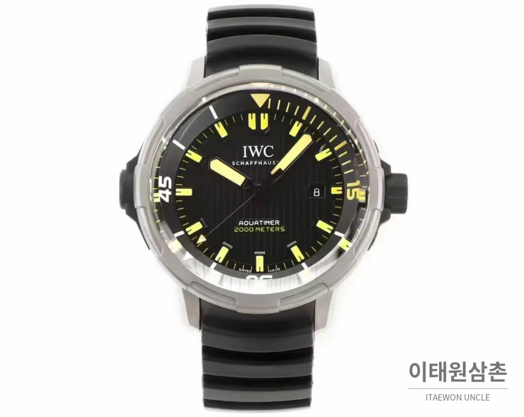 IWC 아쿠아타이머 딥 투 씨 티타늄 블랙다이얼 오토매틱 46mm 블랙 러버 스트랩 실버 베젤 (2)